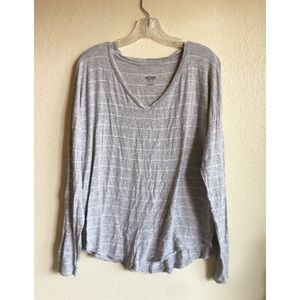 Long sleeve tee women’s